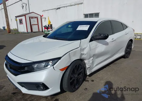 2019 Honda Civic Sport из США, поврежденный, VIN 19XFC2F88KE205635